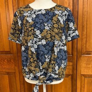 Ann Taylor Factory Floral Shortsleeved Tie Hem Popover Blouse Small
